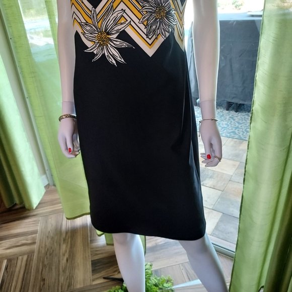 Black White & Yellow knit Dress by ILE New York: size 8 - Picture 7 of 11